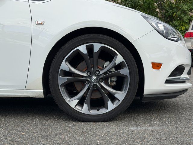 Used 2017 Summit White Buick  image 29