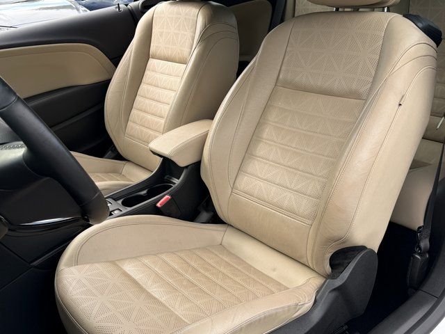 Used 2017 Summit White Buick  image 8