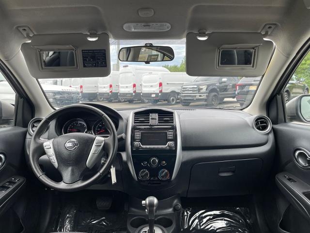 Used 2017 Khaki Nissan  image 12