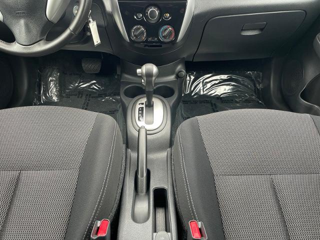 Used 2017 Khaki Nissan  image 13