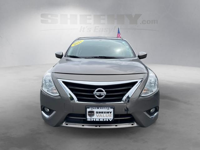 Used 2017 Khaki Nissan  image 8