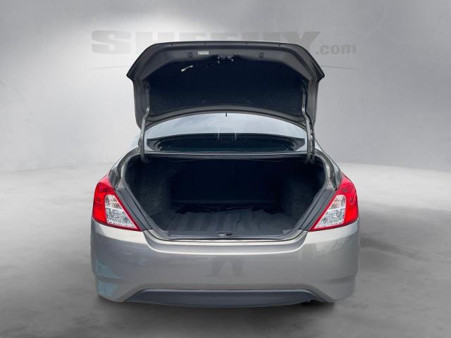 Used 2017 Khaki Nissan  image 9