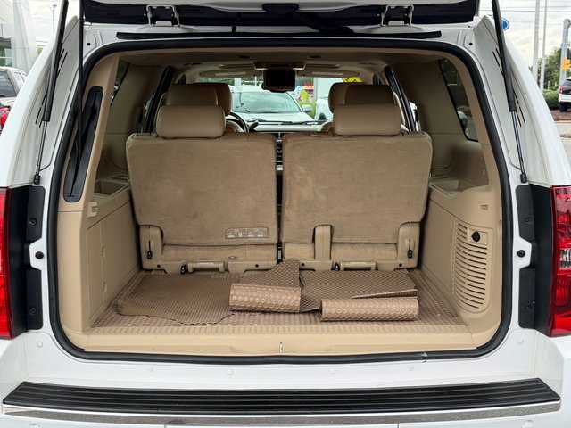 Used 2011 Summit White Chevrolet  image 21