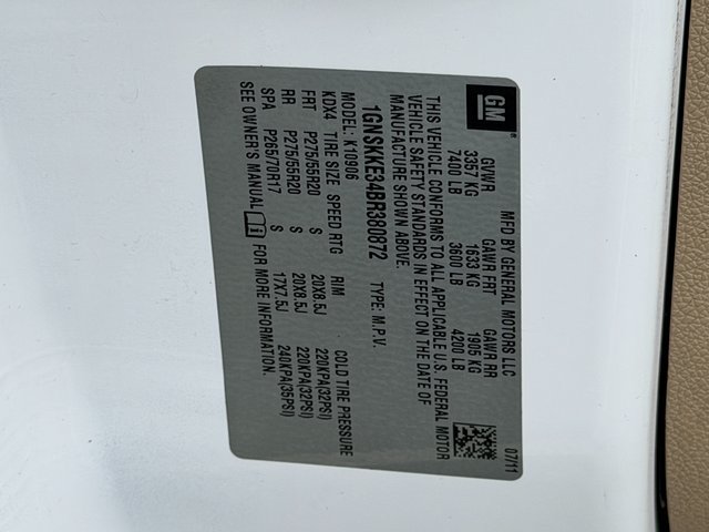 Used 2011 Summit White Chevrolet  image 40