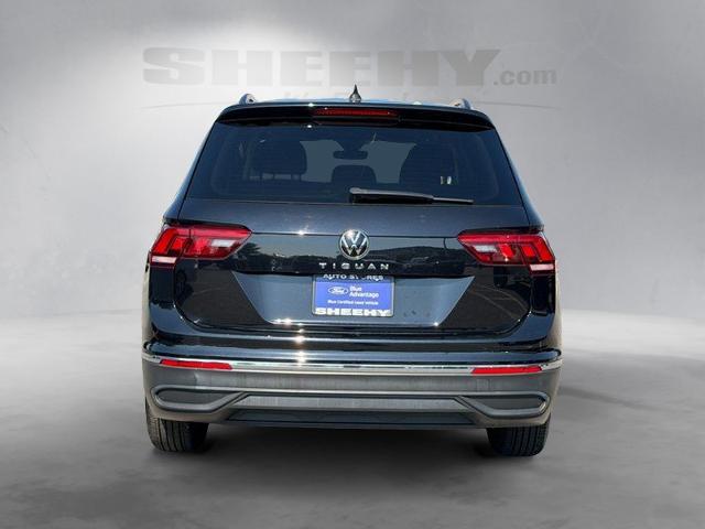 Used 2023 Deep Black Pearl Effect Volkswagen  image 14
