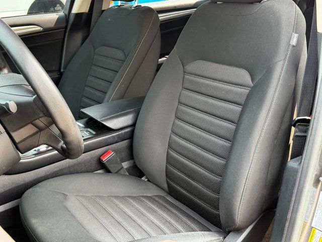 Used 2018 Magnetic Metallic Ford  image 10