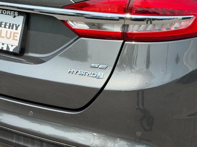 Used 2018 Magnetic Metallic Ford  image 35