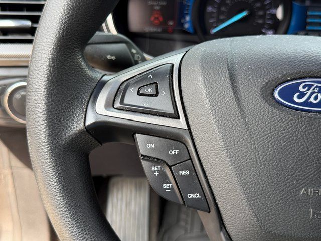 Used 2018 Magnetic Metallic Ford  image 39
