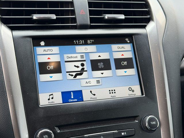 Used 2018 Magnetic Metallic Ford  image 6
