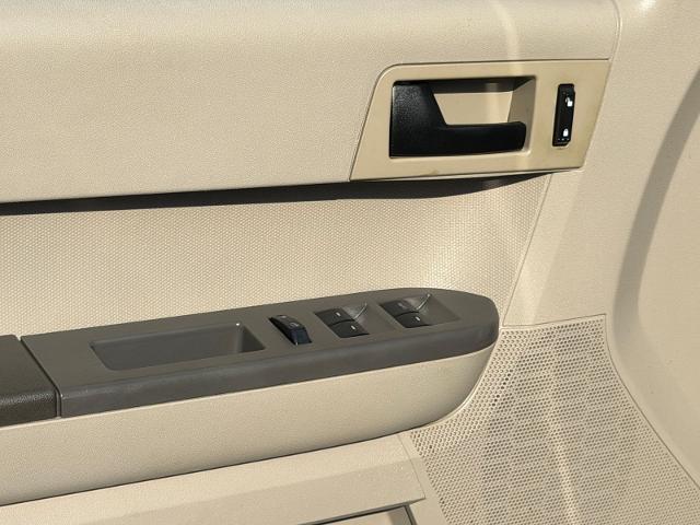 Used 2012 Sterling Gray Metallic Ford  image 21