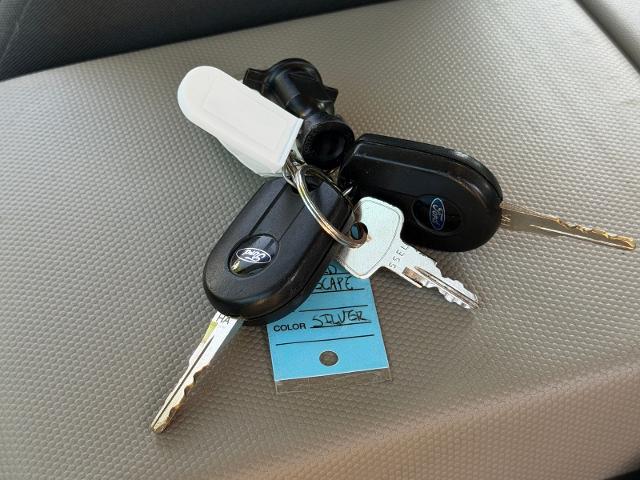 Used 2012 Sterling Gray Metallic Ford  image 35