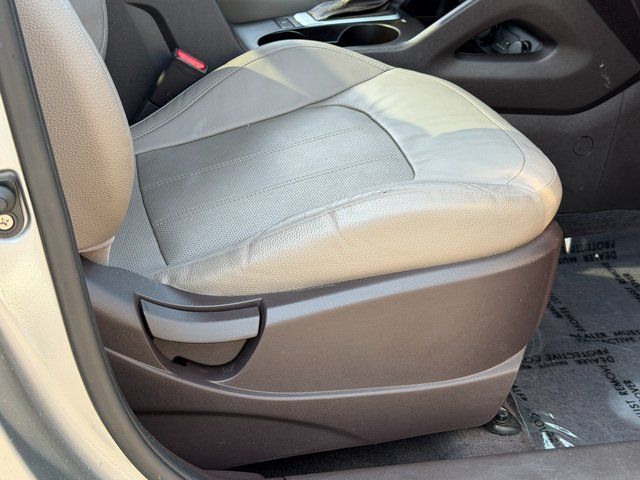 Used 2015 Graphite Gray Hyundai  image 14