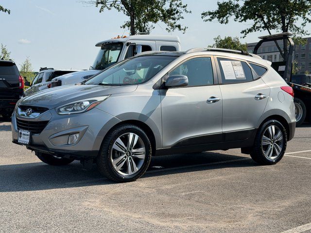 Used 2015 Graphite Gray Hyundai  image 7