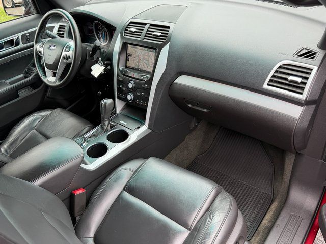 Used 2014 Ruby Red Metallic Ford  image 34