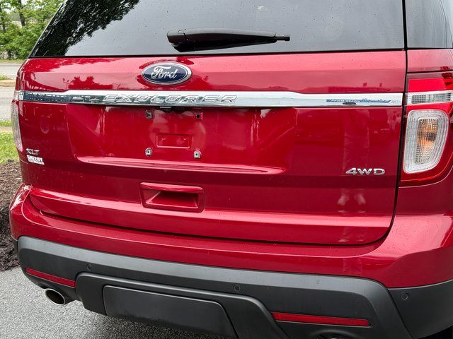 Used 2014 Ruby Red Metallic Ford  image 39