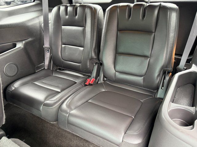 Used 2014 Ruby Red Metallic Ford  image 40