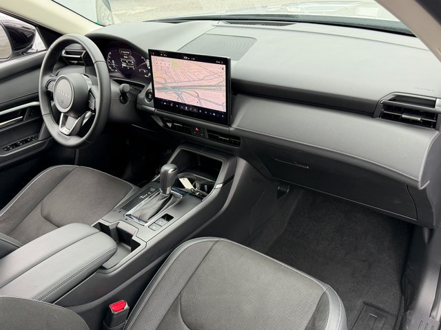 Used 2026 Aero Gray Metallic Mazda  image 34