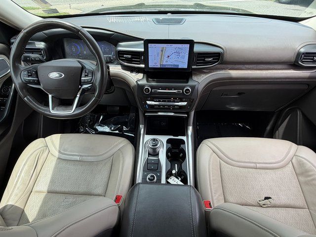 Used 2020 Magnetic Metallic Ford  image 2