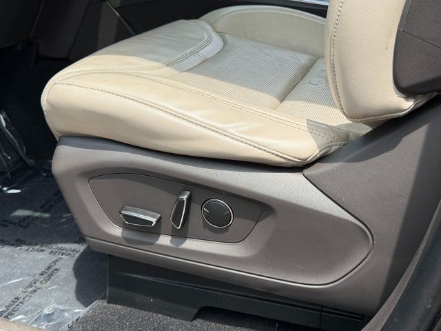 Used 2020 Magnetic Metallic Ford  image 26