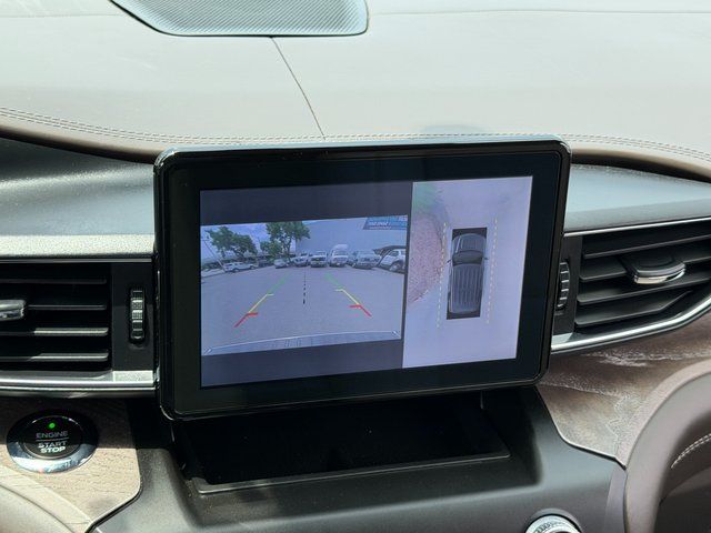 Used 2020 Magnetic Metallic Ford  image 28