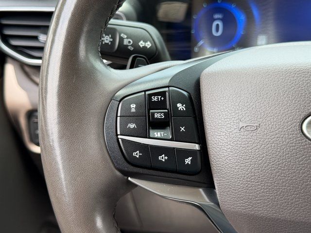 Used 2020 Magnetic Metallic Ford  image 36
