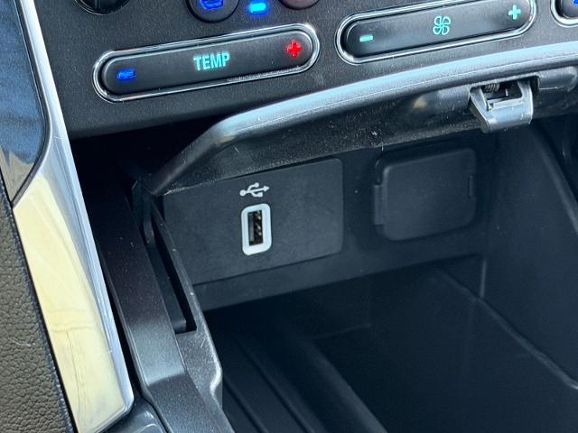 Used 2017 Shadow Black Ford  image 21