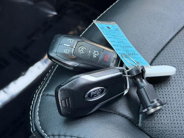 Used 2017 Shadow Black Ford  image 28
