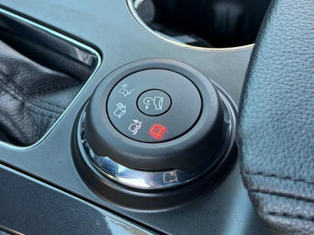 Used 2017 Shadow Black Ford  image 29