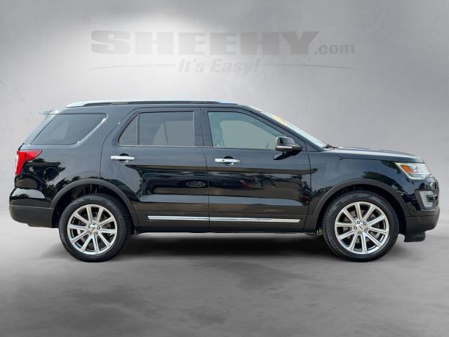Used 2017 Shadow Black Ford  image 8