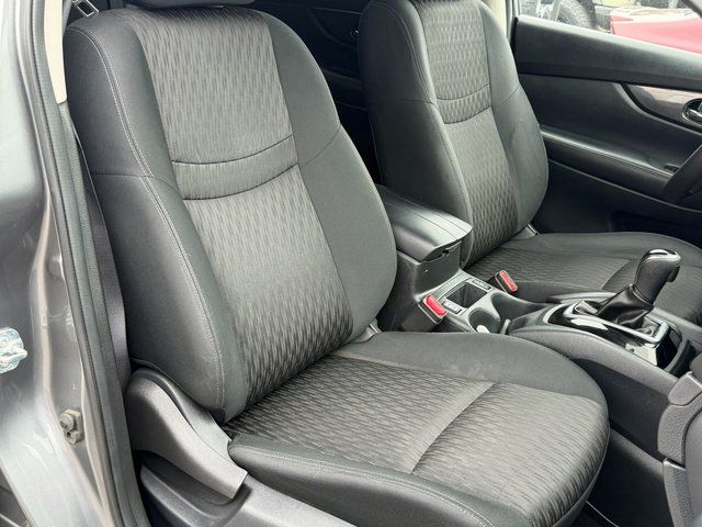 Used 2019 Gun Metallic Nissan  image 9