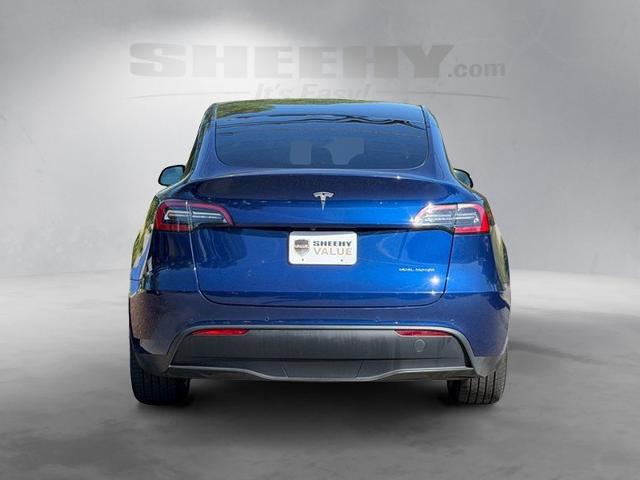 Used 2021 Deep Blue Metallic Tesla  image 14