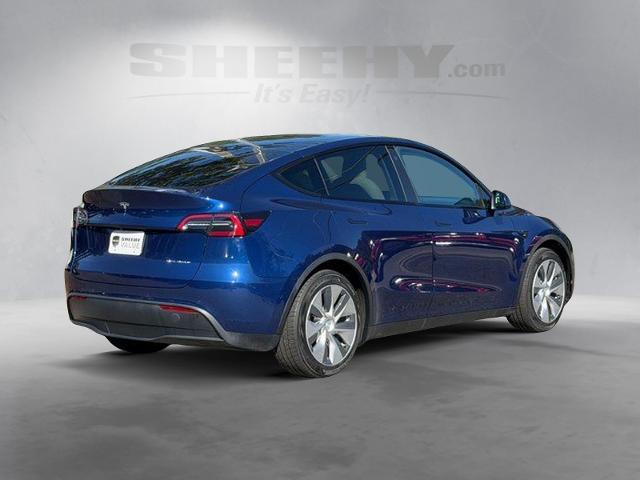 Used 2021 Deep Blue Metallic Tesla  image 15