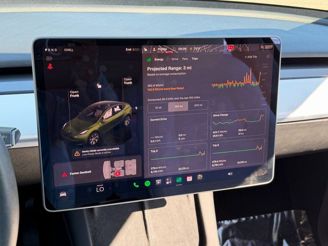 Used 2021 Deep Blue Metallic Tesla  image 21