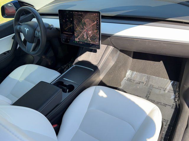 Used 2021 Deep Blue Metallic Tesla  image 29