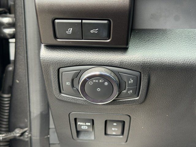 Used 2021 Magnetic Metallic Ford  image 26