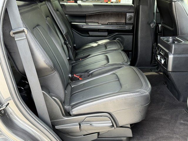 Used 2021 Magnetic Metallic Ford  image 7