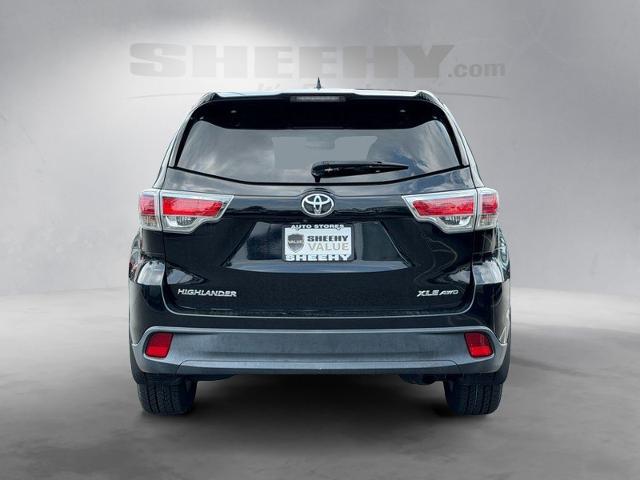 Used 2015 Attitude Black Metallic Toyota  image 15