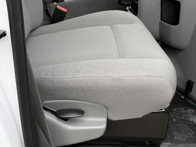 New 2026 Oxford White Ford Base image 60