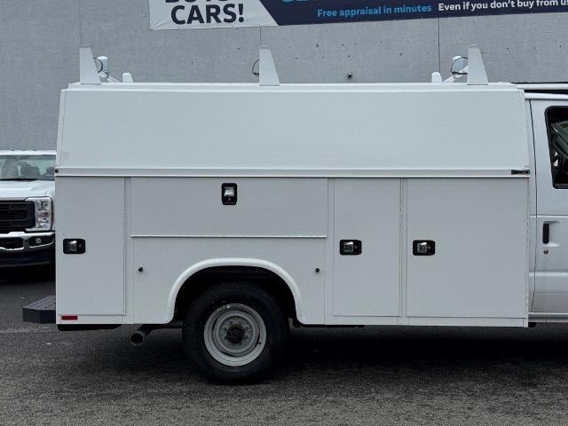 New 2026 Oxford White Ford Base image 35