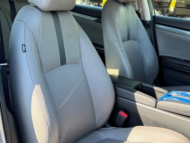 Used 2018 Cosmic Blue Metallic Honda  image 31