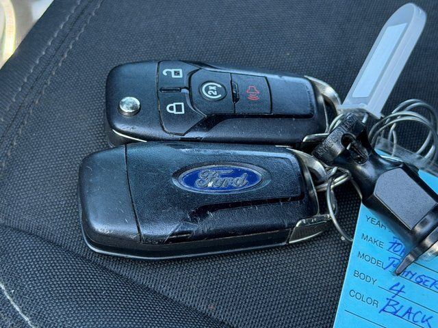 Used 2022 Shadow Black Ford  image 27