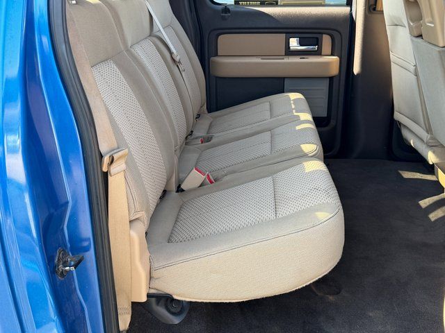 Used 2013 Blue Flame Metallic Ford  image 31