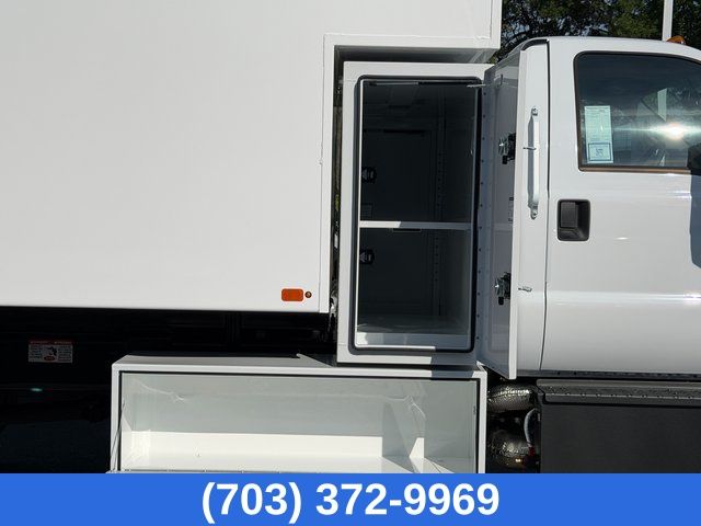 New 2027 Oxford White Ford Base image 35