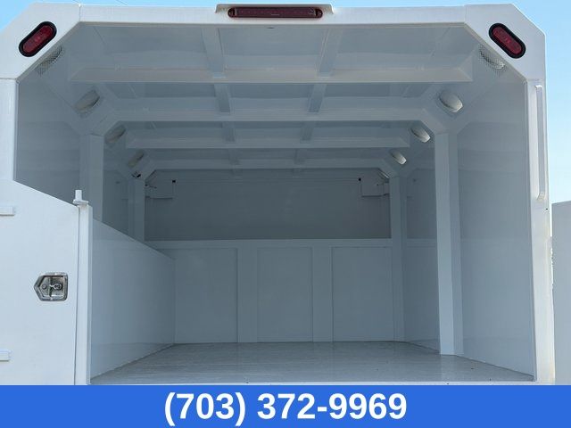 New 2027 Oxford White Ford Base image 38