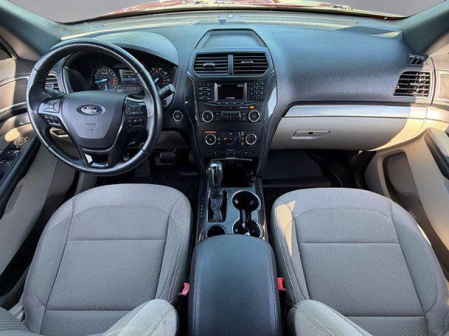 Used 2019 Ruby Red Metallic Tinted Clearcoat Ford  image 3