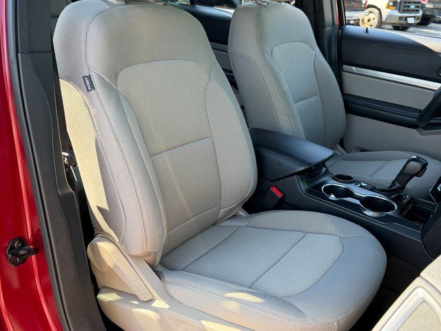 Used 2019 Ruby Red Metallic Tinted Clearcoat Ford  image 30