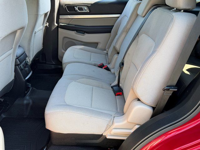 Used 2019 Ruby Red Metallic Tinted Clearcoat Ford  image 6