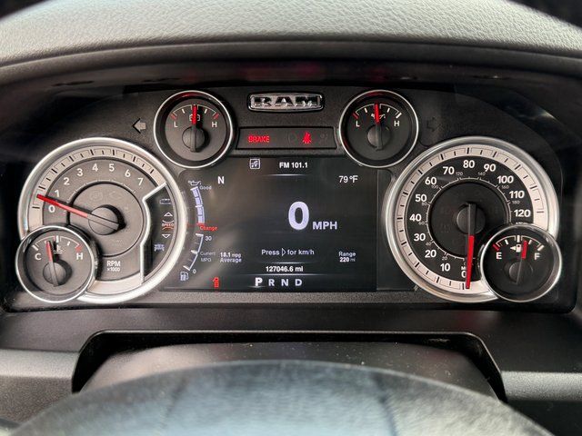 Used 2016 Bright Silver Clearcoat Metallic RAM  image 6