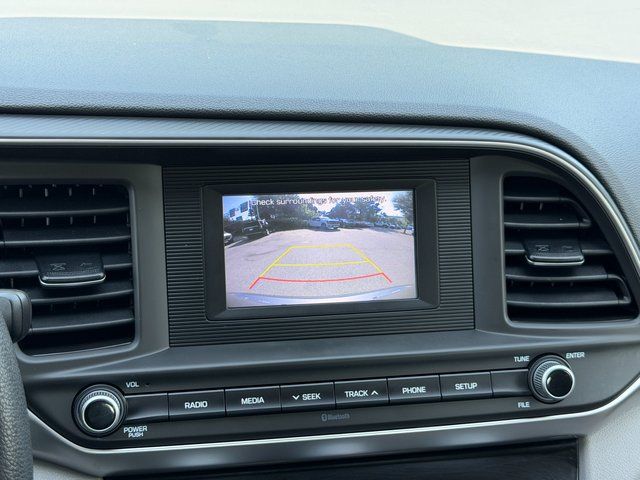 Used 2019 Machine Gray Hyundai  image 23