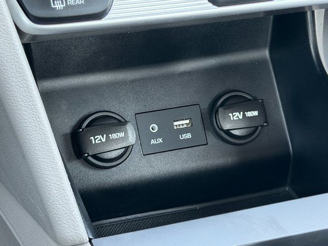 Used 2019 Machine Gray Hyundai  image 25